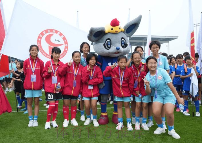 相约唐山南湖城市足球广场 第七届“冀萌杯”青少年足球赛燃情开赛